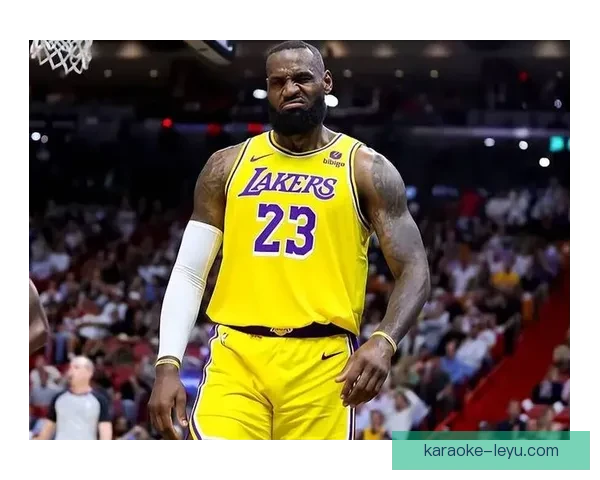 詹姆斯复出砍三双湖人强势反弹冲击西部前四焦点波澜引爆联盟关注