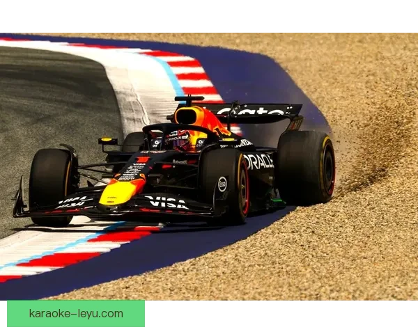 F1赛季激烈角逐各车队换人频繁 车手阵容迎新变动 F1赛季激烈角逐各车队换人频繁 车手阵容迎新变动