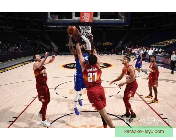 NBA焦点战群星闪耀交易流言升温季后赛格局再生变数引发联盟震动