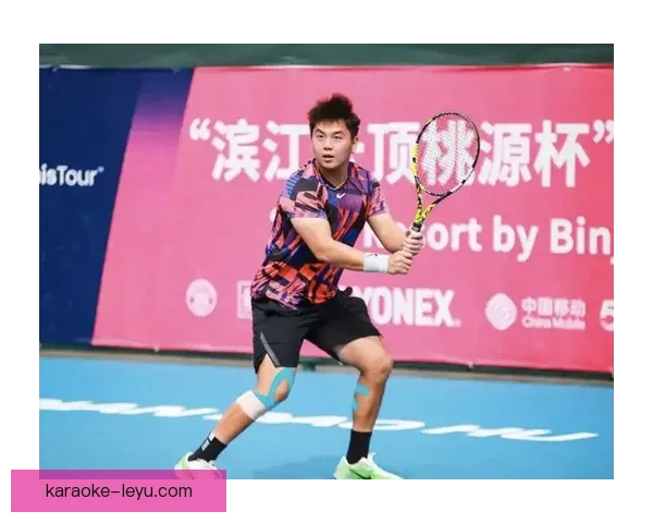 网球新星崛起：中国选手在国际大赛中再创佳绩震惊世界